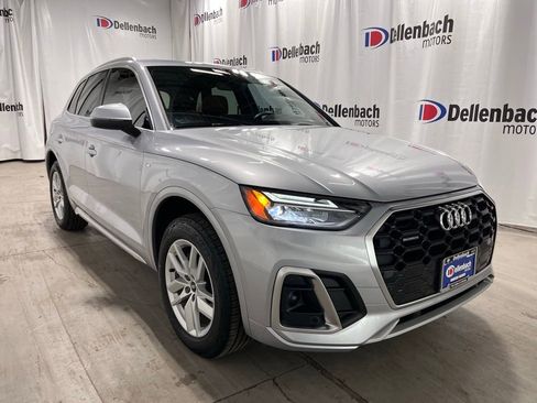 Used 2022 Audi Q5 2.0T Premium w/ Convenience Package AWD/4WD image 1