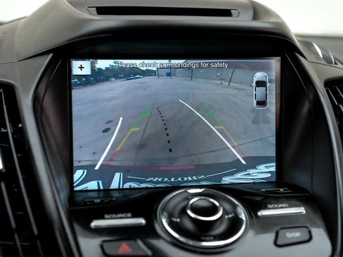 Used 2017 Ford Escape Titanium image 20