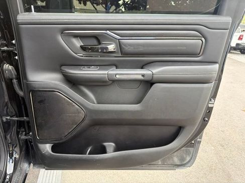 Used 2022 RAM 1500 Limited AWD/4WD image 12