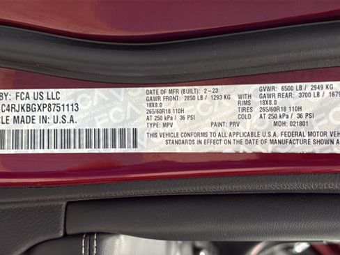 Used 2023 Jeep Grand Cherokee L Limited AWD/4WD image 27