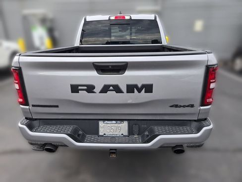 Used 2025 RAM 1500 Big Horn AWD/4WD image 6