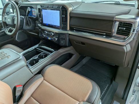 Used 2024 Ford F250 King Ranch w/ Chrome Package AWD/4WD image 30