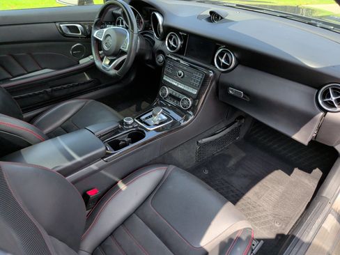 Used 2017 Mercedes-Benz SLC 43 AMG image 34
