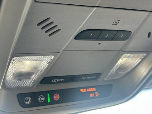 Used 2024 Chevrolet Blazer LT w/ Convenience Package FWD image 23