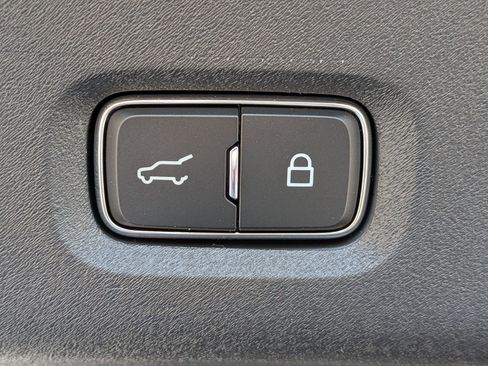 New 2026 Lincoln Navigator Reserve image 15