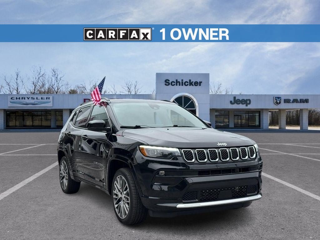 Used 2023 Jeep Compass Limited w/ Elite Group AWD/4WD image 1
