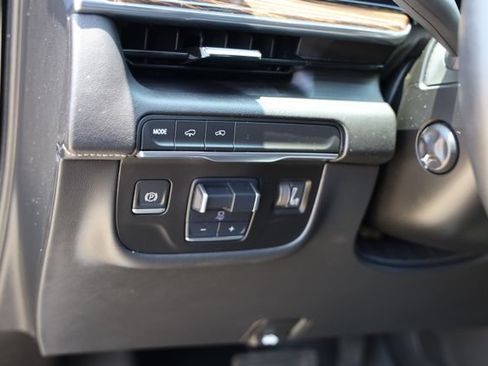 Used 2021 Cadillac Escalade Premium Luxury w/ Driver Assist Tech Package RWD image 19