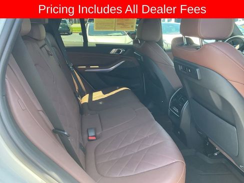 Used 2023 BMW X5 xDrive40i w/ Premium Package AWD/4WD image 21