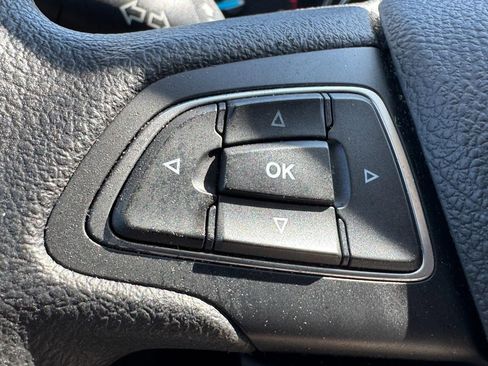 Used 2018 Ford Escape SE w/ SE Sync 3 Package image 16