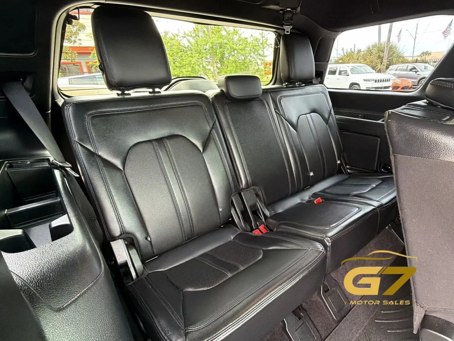 Used 2018 Ford Expedition Limited w/ Equipment Group 301A RWD image 27
