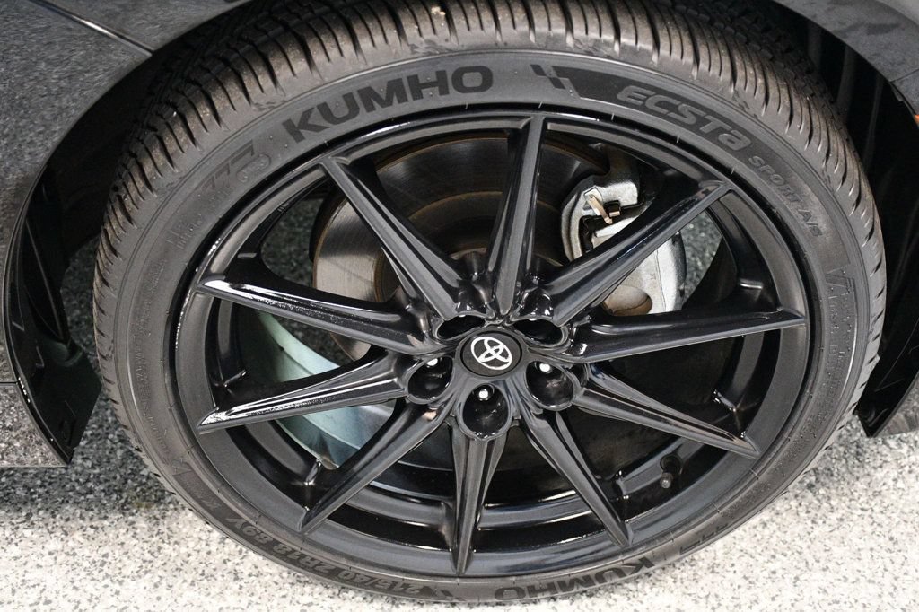 Used 2023 Toyota GR86 Premium RWD image 21