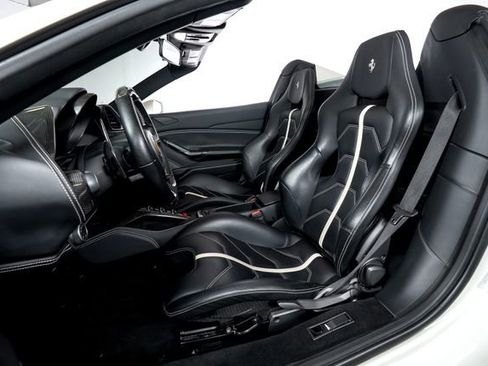 Certified 2019 Ferrari 488 Spider RWD image 4