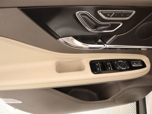 Used 2024 Lincoln Corsair FWD image 15