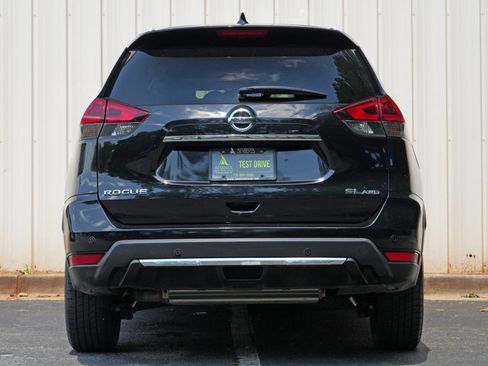 Used 2019 Nissan Rogue SL AWD/4WD image 10