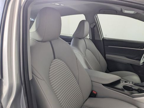 Certified 2022 Toyota Camry SE image 28