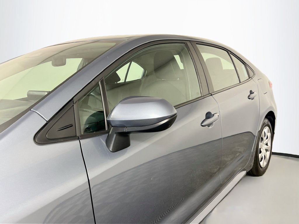 Used 2025 Toyota Corolla LE FWD image 10