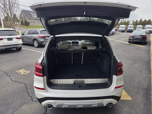 Used 2021 BMW X3 xDrive30e w/ Executive Package image 38