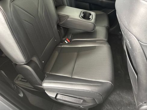 Used 2024 Hyundai Santa Fe SEL FWD image 31