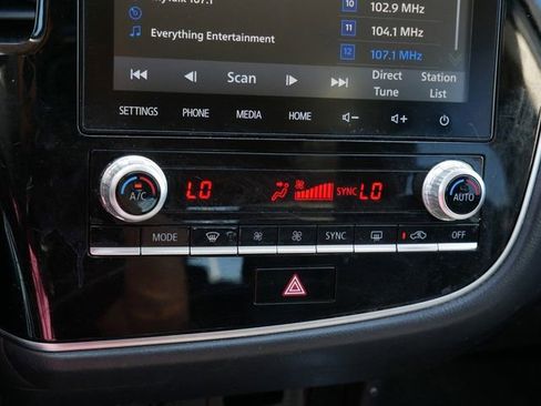 Used 2020 Mitsubishi Outlander GT AWD/4WD image 22