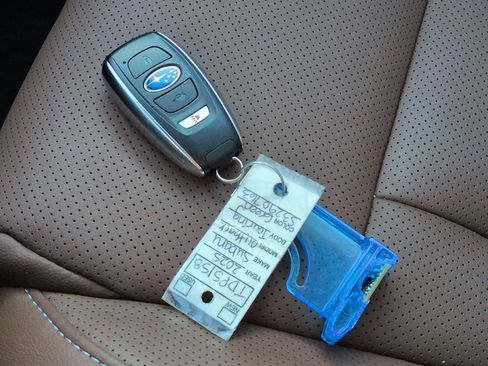 Used 2025 Subaru Outback Touring image 37