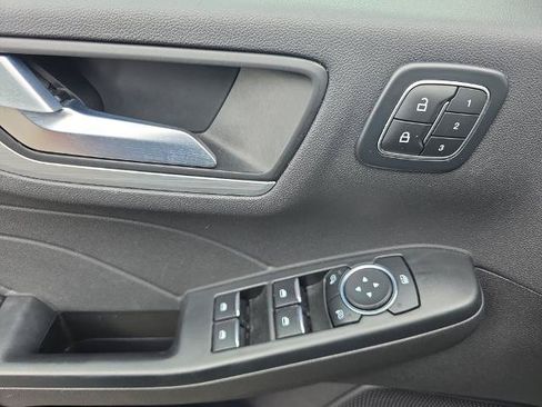 Certified 2024 Ford Escape Platinum AWD/4WD image 20