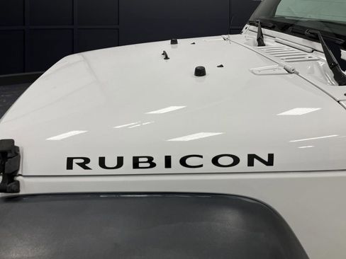 Used 2016 Jeep Wrangler Unlimited Rubicon image 32