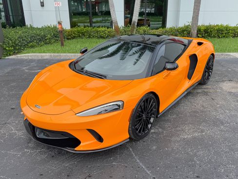 Used 2021 McLaren GT RWD image 7
