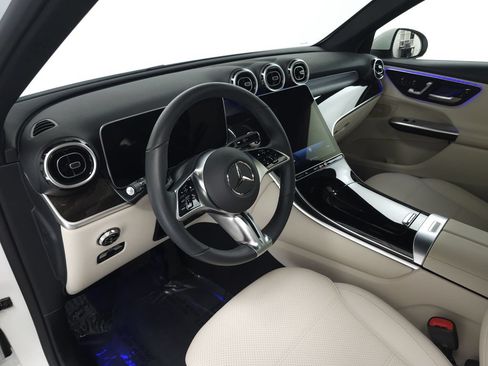 Certified 2026 Mercedes-Benz GLC 300 4MATIC image 8