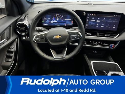 Used 2025 Chevrolet Equinox LT w/ Safety and Technology Package image 13