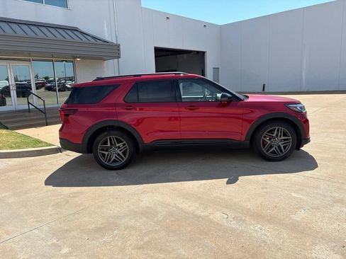 Used 2026 Ford Explorer ST w/ Sun And Sound Package AWD/4WD image 2
