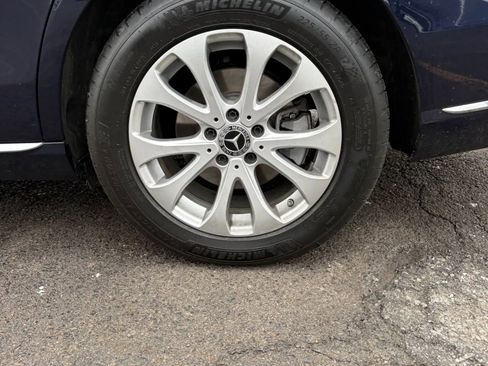 Used 2020 Mercedes-Benz E 350 4MATIC Sedan image 32