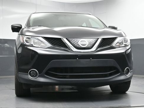 Used 2018 Nissan Rogue Sport SV w/ SV Technology Package image 22