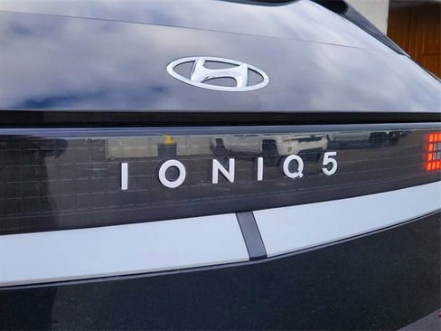 Used 2023 Hyundai Ioniq 5 SE w/ Cargo Package image 13