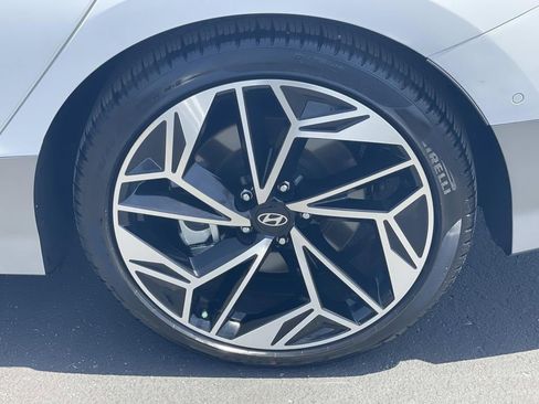 Certified 2025 Hyundai Ioniq 6 Limited RWD image 30