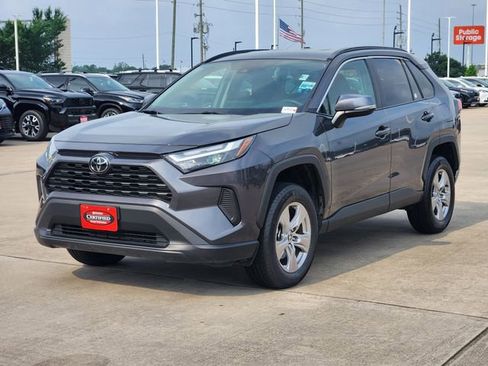 Certified 2025 Toyota RAV4 XLE FWD image 3
