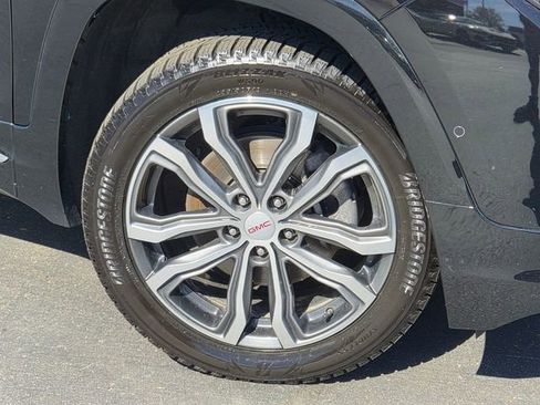 Used 2019 GMC Terrain Denali w/ Advanced Safety Package AWD/4WD image 4
