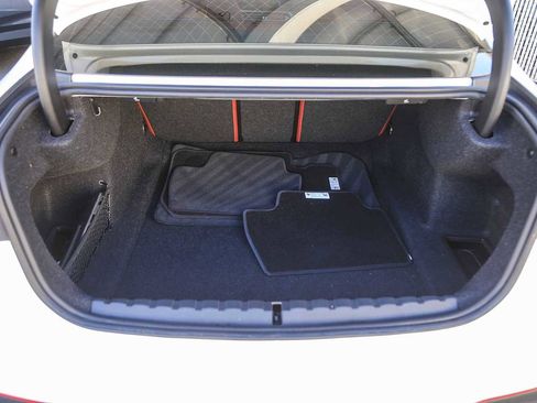 Certified 2024 BMW 430i Coupe w/ M Sport Package image 22