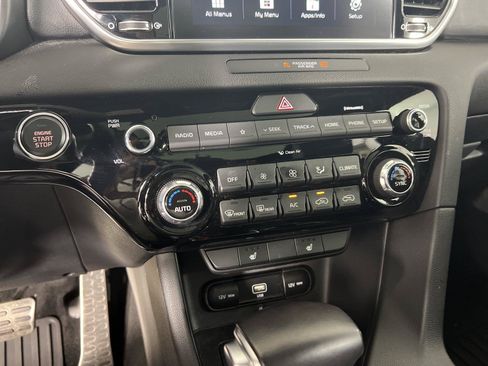 Used 2021 Kia Sportage S w/ S FWD Premium Package image 7
