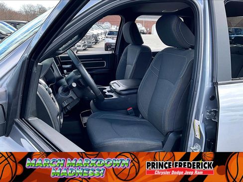 Used 2024 RAM 2500 Big Horn w/ Night Edition image 18