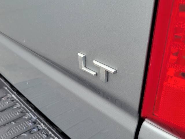 Used 2024 Chevrolet Silverado 1500 LT AWD/4WD image 27