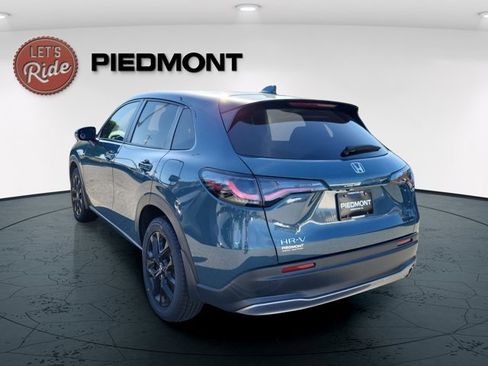Certified 2023 Honda HR-V Sport image 9