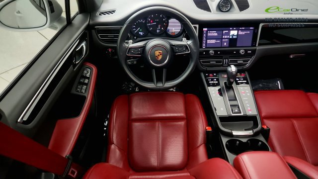 Used 2024 Porsche Macan w/ Premium Plus Package AWD/4WD image 55