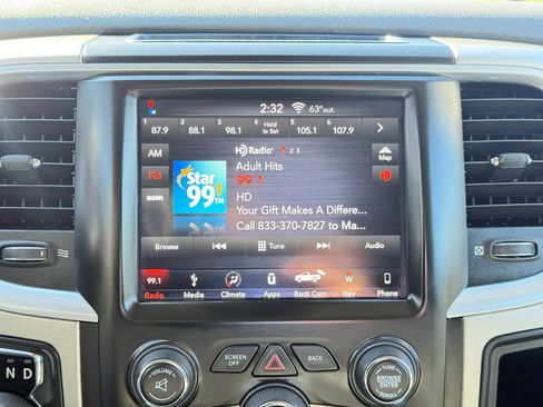 Used 2018 RAM 1500 Classic SLT w/ Luxury Group image 61