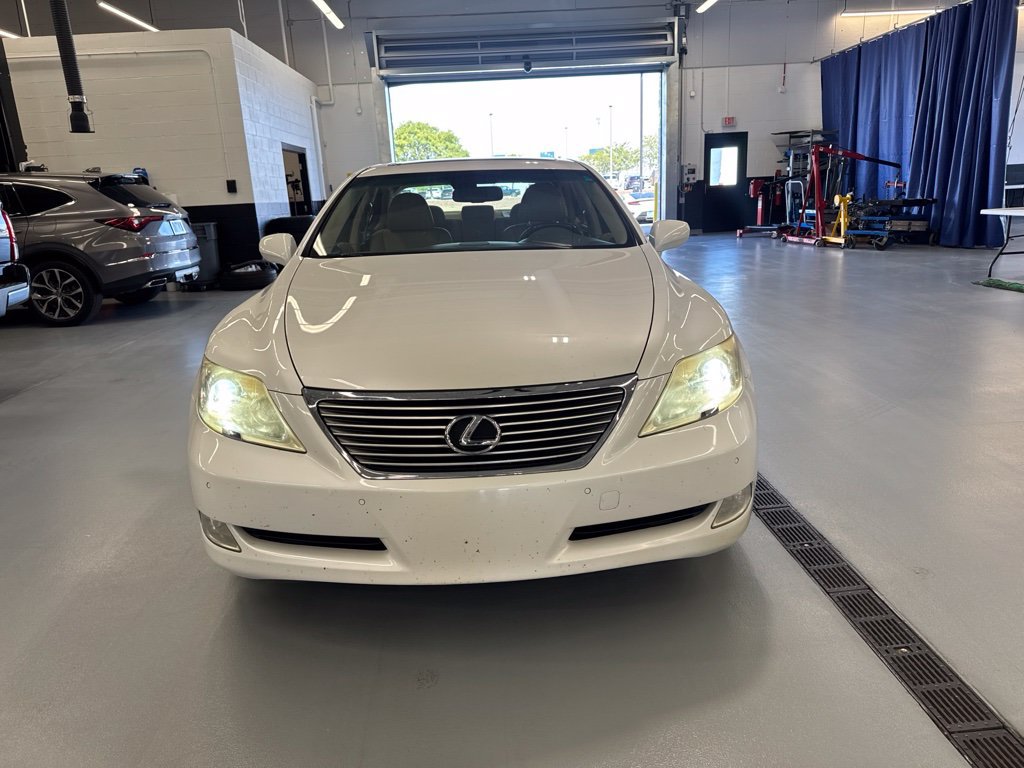 Used 2007 Lexus LS 460 RWD image 10