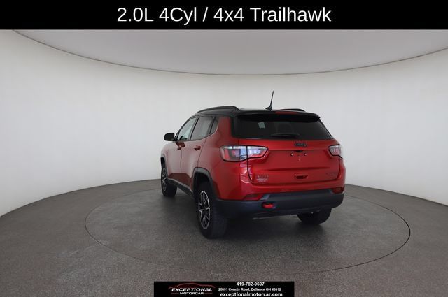 Used 2025 Jeep Compass Trailhawk AWD/4WD image 13