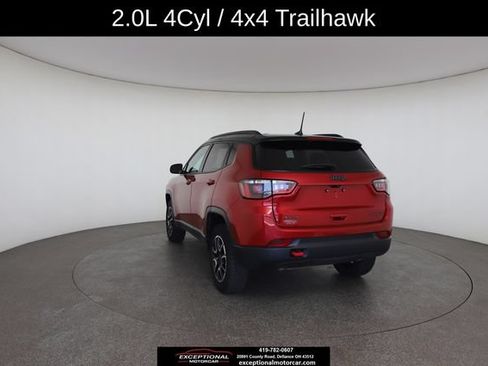 Used 2025 Jeep Compass Trailhawk AWD/4WD image 13
