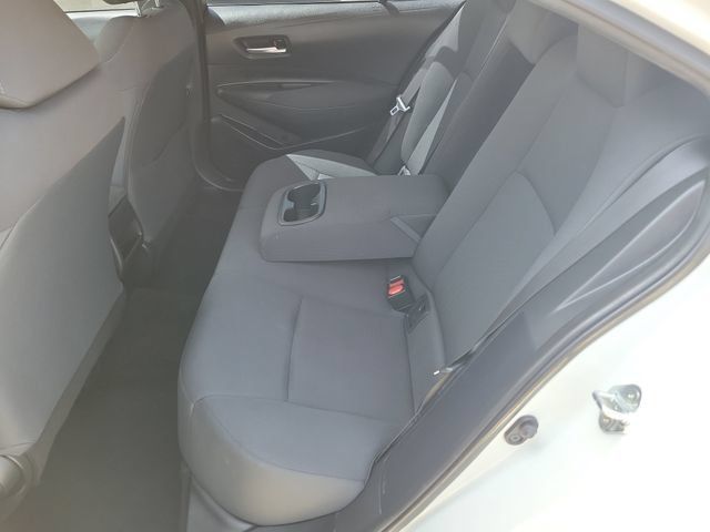 Used 2021 Toyota Corolla LE FWD image 23