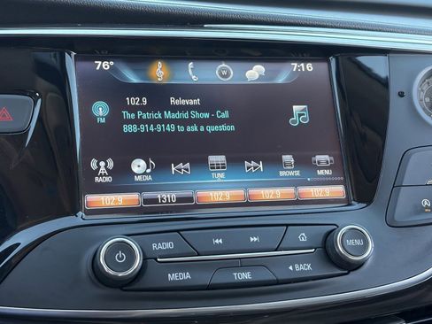 Certified 2019 Buick Envision Essence w/ LPO, Active Package FWD image 27