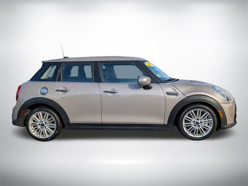 Used 2024 MINI Cooper S image 3