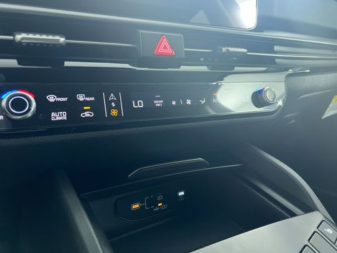 New 2026 Kia Sportage S image 24